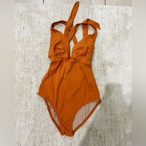 Bathing suit